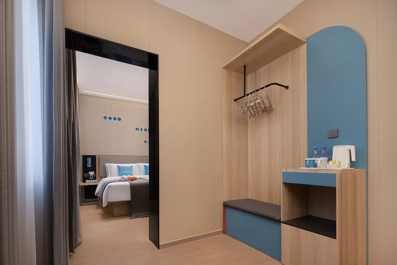 Twin Room room